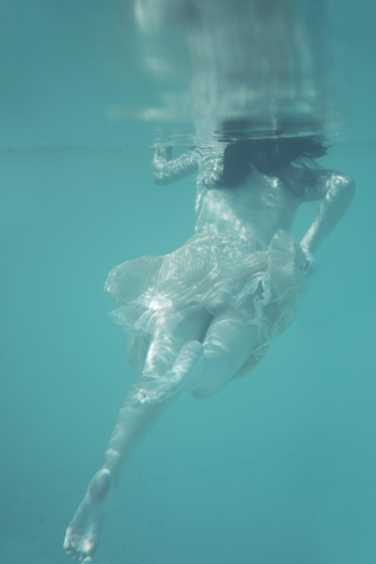 Manon underwater2low